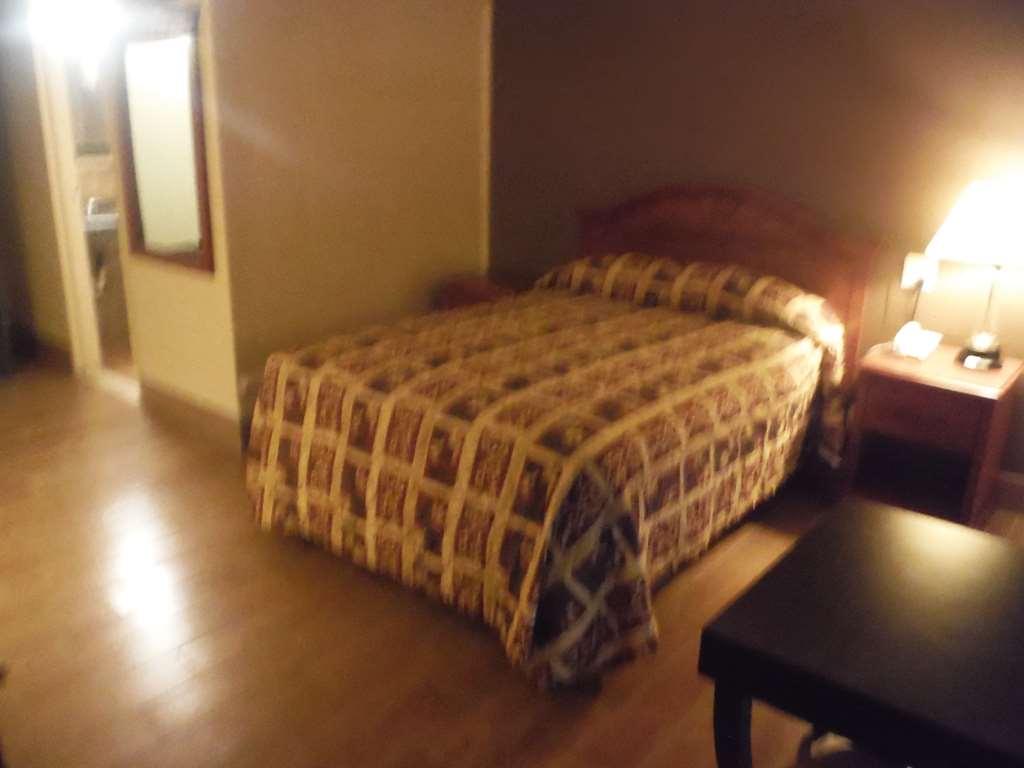 Budgetel Inn & Suites Hotel Уайоминг Стая снимка